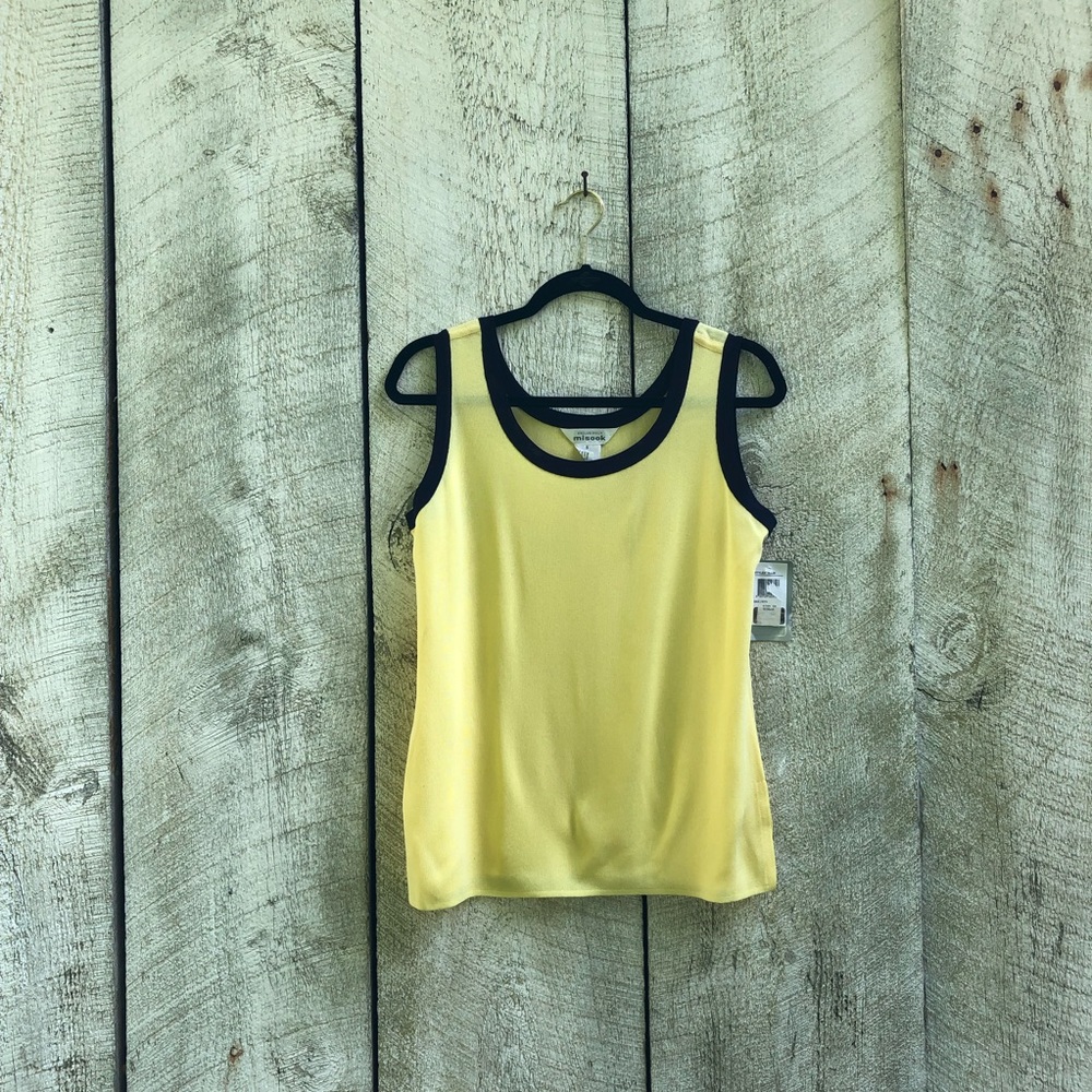 Misook | NWT yellow and navy tank top